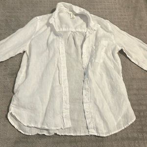Super cute linen H&M button up!
